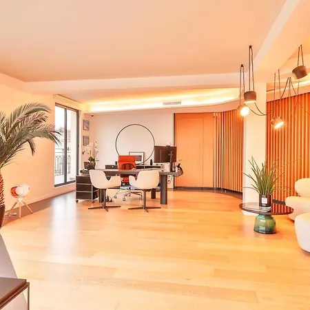 Exclusive Multi Purpose Space With Large Terrace * Paris