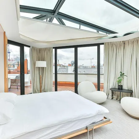 Exclusive Multi Purpose Space With Large Terrace Apartment *