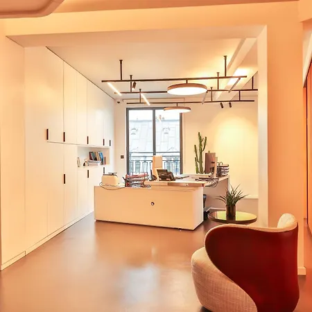 Apartment Exclusive Multi Purpose Space With Large Terrace