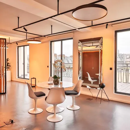Apartment Exclusive Multi Purpose Space With Large Terrace Paris