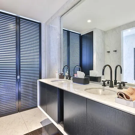 Exclusive Multi Purpose Space With Large Terrace Paris